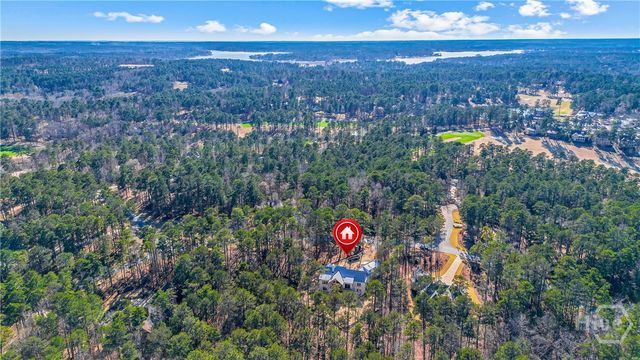 1040 Parrotts Cove, Greensboro, GA 30642