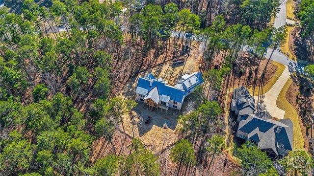 1040 Parrotts Cove, Greensboro, GA 30642
