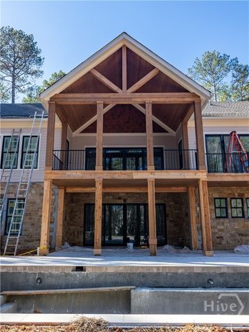 1040 Parrotts Cove, Greensboro, GA 30642