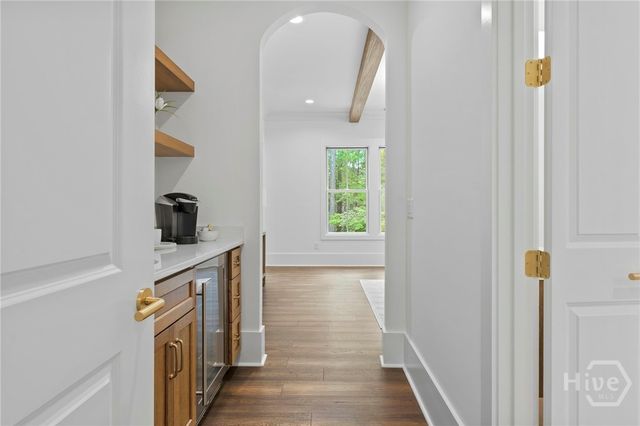 1040 Parrotts Cove, Greensboro, GA 30642