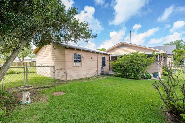 207 Marmande Street, Houma, LA 70363