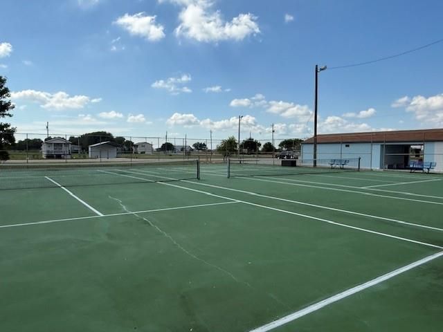 Lots 1500 and 1501 Starling Drive, Palacios, TX 77465