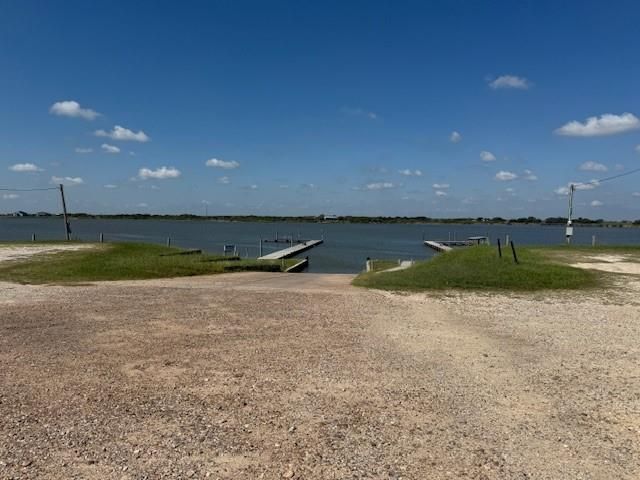 Lots 1500 and 1501 Starling Drive, Palacios, TX 77465