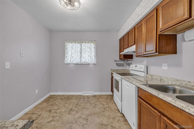 6869 Quay Street, Arvada, CO 80003