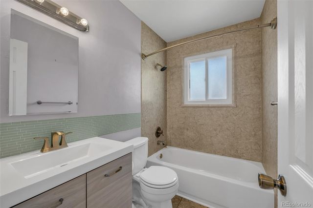 6869 Quay Street, Arvada, CO 80003