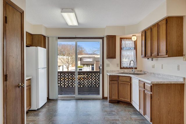 3447 Linbridge COURT, La Crosse, WI 54601