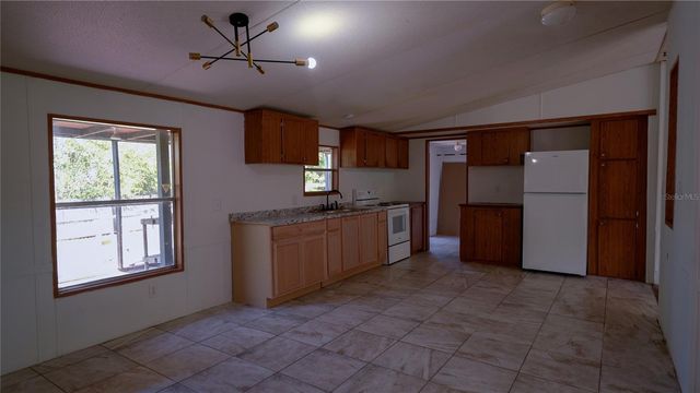 1550 E ORLANDO ROAD, Orlando, FL 32820