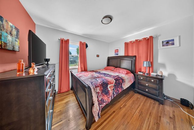 720 Dena Street, Waterloo, IA 50702
