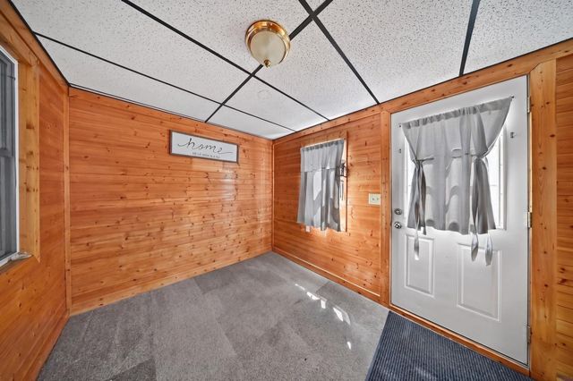 720 Dena Street, Waterloo, IA 50702