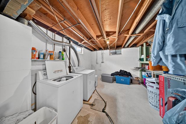 720 Dena Street, Waterloo, IA 50702