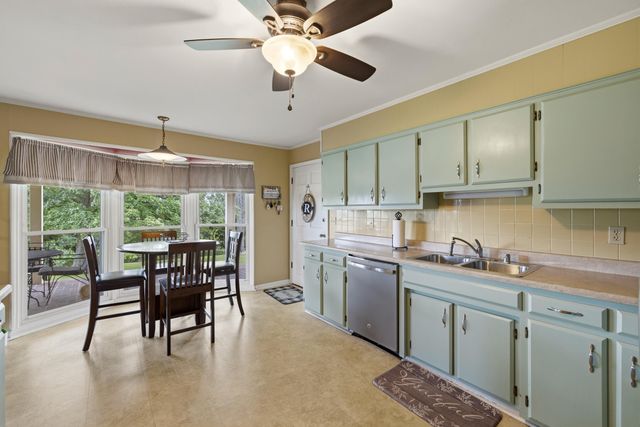 219 Adams Lane, Harrodsburg, KY 40330