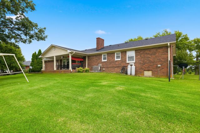 219 Adams Lane, Harrodsburg, KY 40330