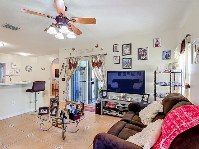 1124 DARTFORD DRIVE, Kissimmee, FL 34758