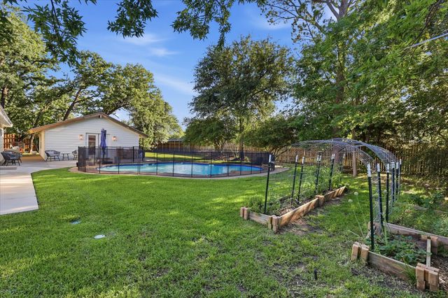 5812 Quality Hill Road, Colleyville, TX 76034