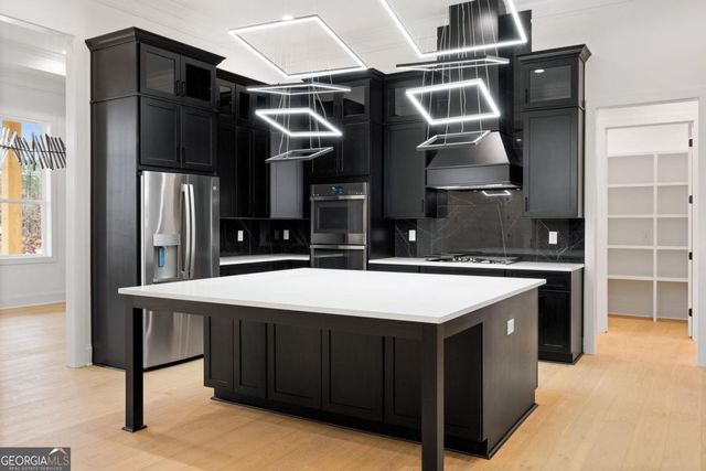 1261 Glen Eagle Drive, Greensboro, GA 30642