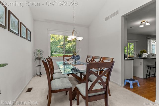 30612 SEQUOIA Circle, Farmington Hills, MI 48331