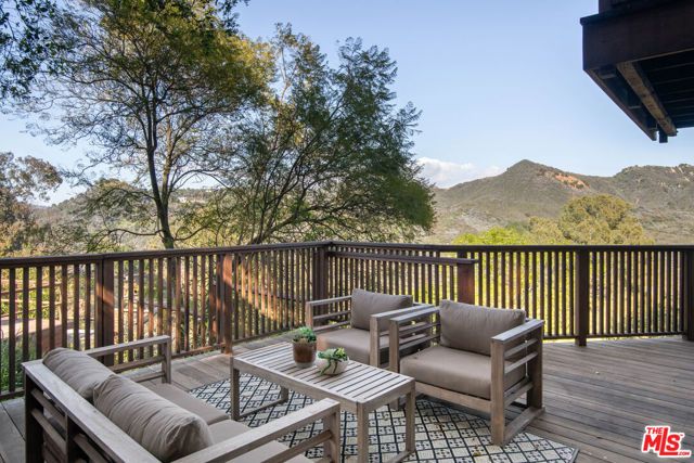 19963 Observation Drive, Topanga (los Angeles), CA 90290