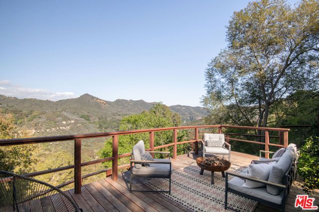 19963 Observation Drive, Topanga (los Angeles), CA 90290