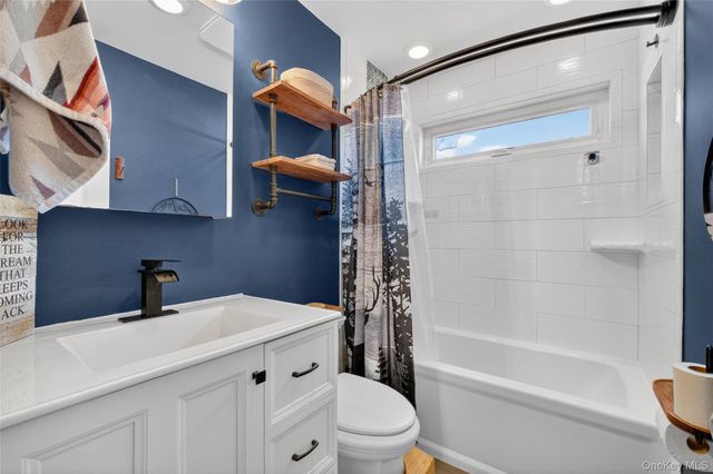 24 Linda Place, Fishkill, NY 12524