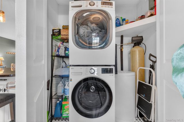 24 Linda Place, Fishkill, NY 12524