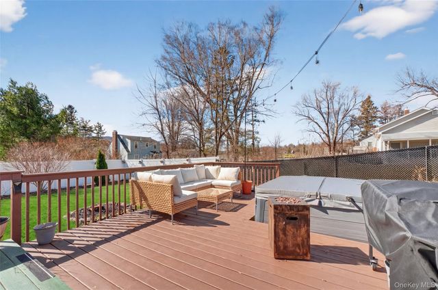 24 Linda Place, Fishkill, NY 12524