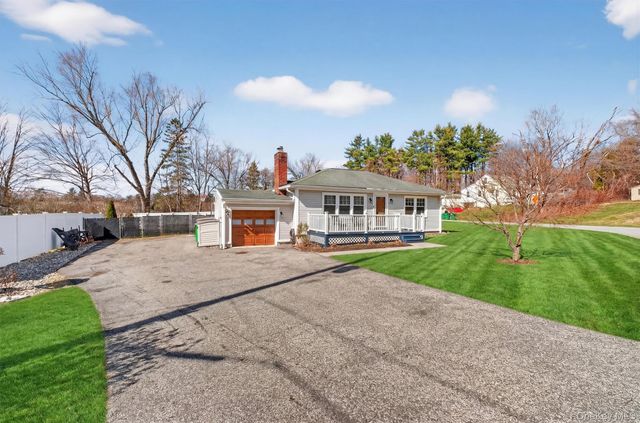 24 Linda Place, Fishkill, NY 12524