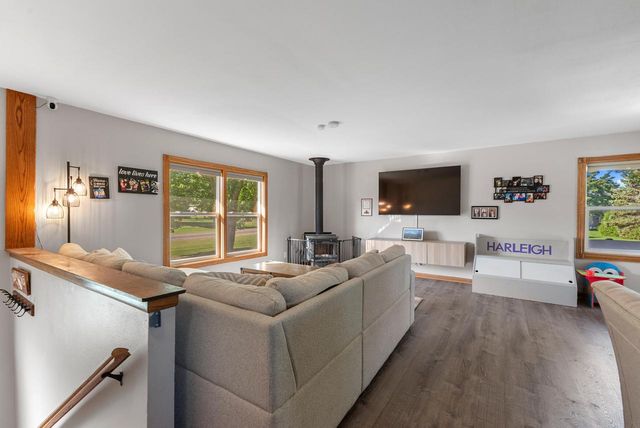 W165N10401 Wagon TRAIL, Germantown, WI 53022