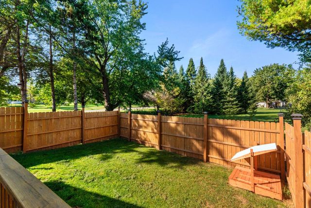 W165N10401 Wagon TRAIL, Germantown, WI 53022