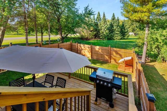 W165N10401 Wagon TRAIL, Germantown, WI 53022