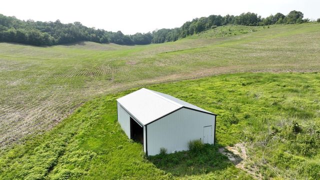 1000 Glomstad ROAD, Holmen, WI 54636