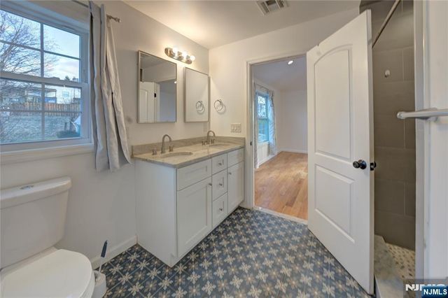 8905 Grand Avenue, North Bergen, NJ 07047