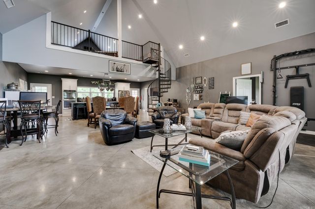 25 Pocahontas Court, Conway, AR 72032