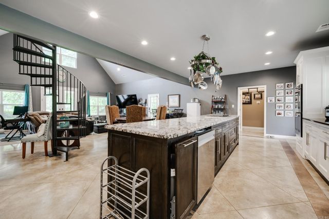 25 Pocahontas Court, Conway, AR 72032