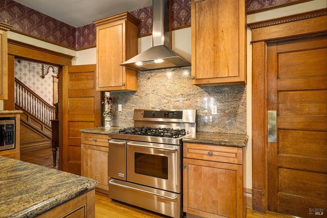 306 Buck Ave, Vacaville, CA 95688