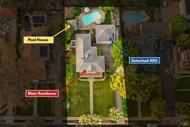 306 Buck Ave, Vacaville, CA 95688