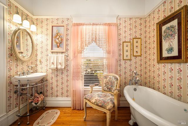 306 Buck Ave, Vacaville, CA 95688