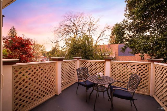 306 Buck Ave, Vacaville, CA 95688