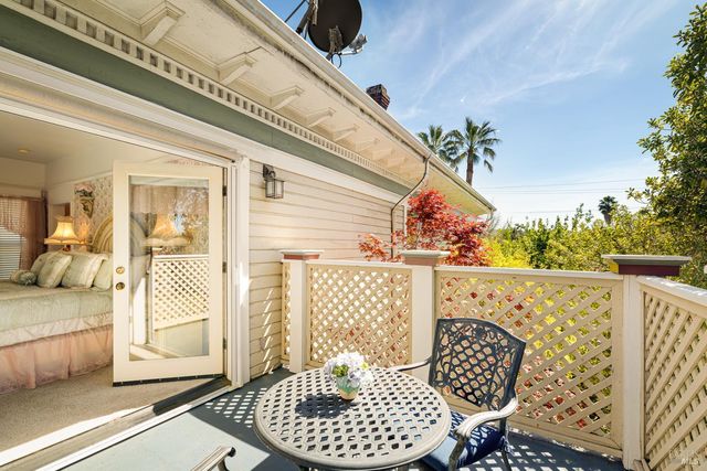 306 Buck Ave, Vacaville, CA 95688