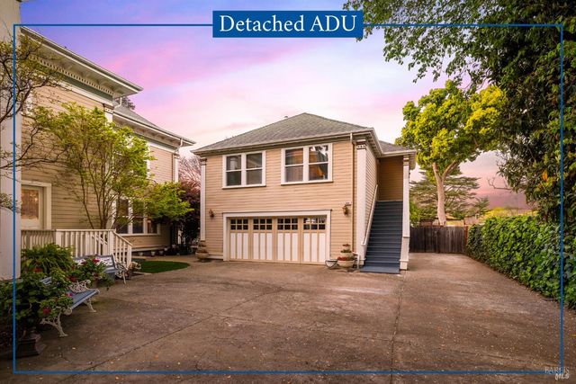 306 Buck Ave, Vacaville, CA 95688