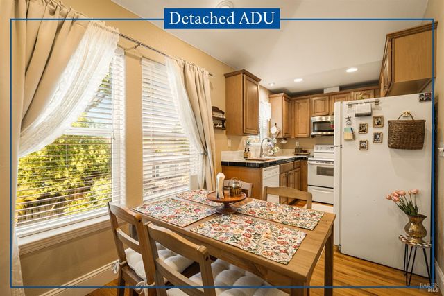 306 Buck Ave, Vacaville, CA 95688