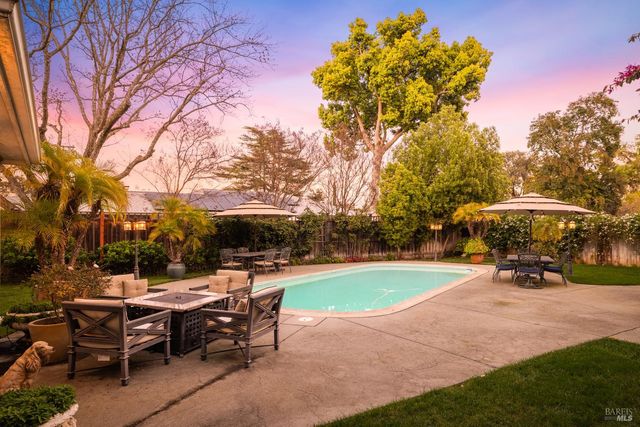 306 Buck Ave, Vacaville, CA 95688