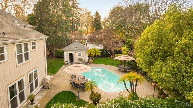 306 Buck Ave, Vacaville, CA 95688