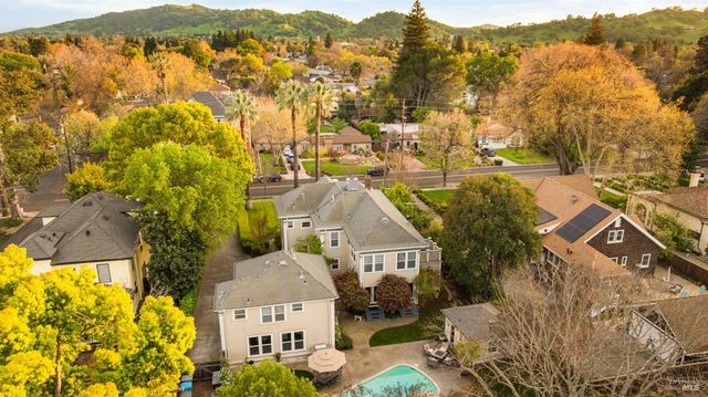 306 Buck Ave, Vacaville, CA 95688