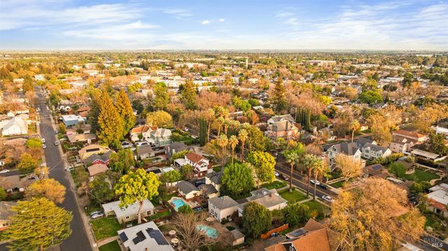 306 Buck Ave, Vacaville, CA 95688