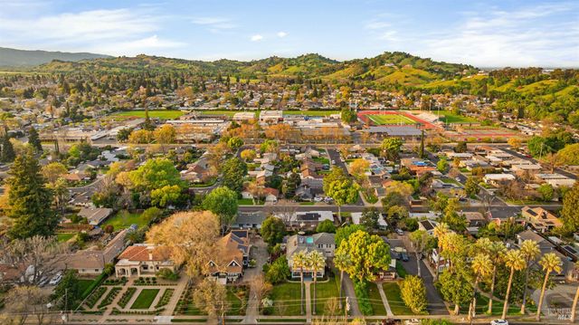 306 Buck Ave, Vacaville, CA 95688