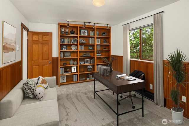 5709 80th Avenue SE, Mercer Island, WA 98040