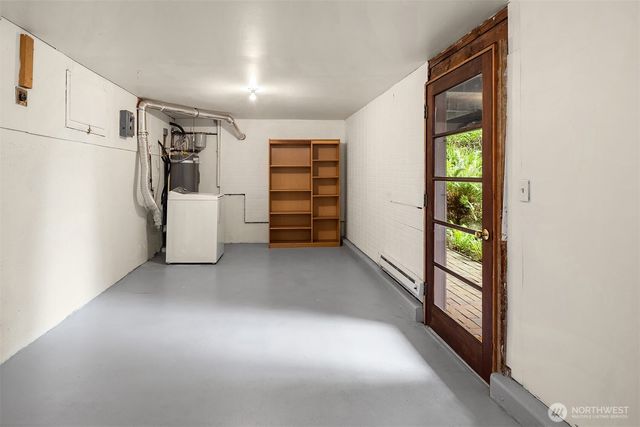 5709 80th Avenue SE, Mercer Island, WA 98040