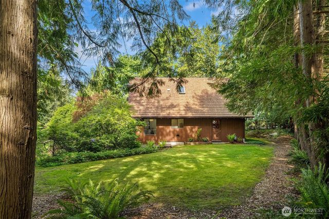 5709 80th Avenue SE, Mercer Island, WA 98040
