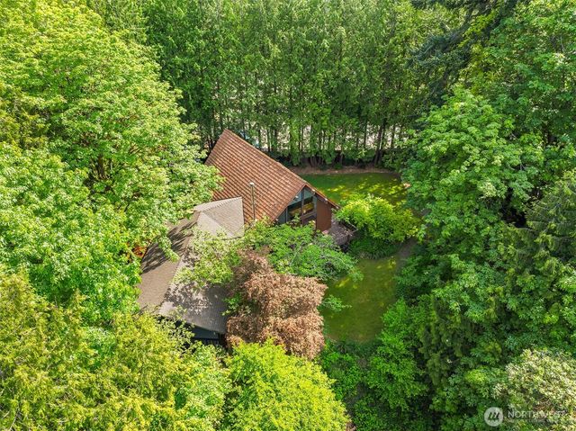 5709 80th Avenue SE, Mercer Island, WA 98040