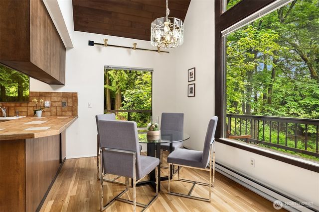 5709 80th Avenue SE, Mercer Island, WA 98040